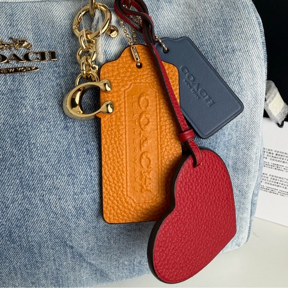 NWT Coach Rowan Large Satchel Bag In Loved Denim With Charms - Picture 14 of 16